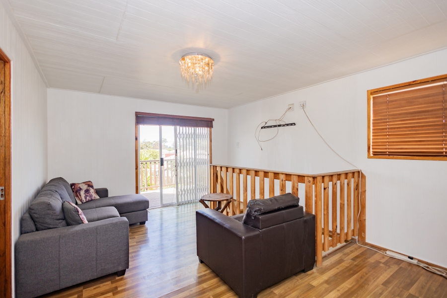 5 Bedroom Property for Sale in Ruyterwacht Western Cape